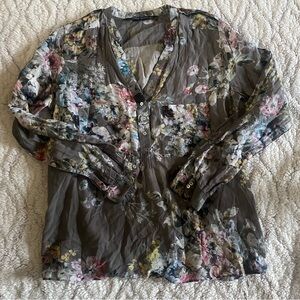 Zara Woman Top Womens Size Small Green Floral Silky Sheer V Neck Pin Tuck Detail